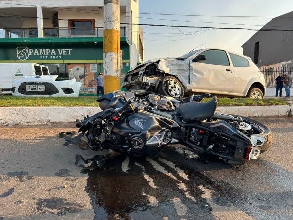 TRÂNSITO> Grave Acidente na Saturnino de Brito Deixa Motociclista ferido