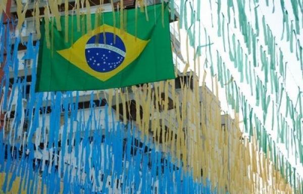 Jogo do Brasil na Copa altera horários de atendimento de serviços em Cruz Alta