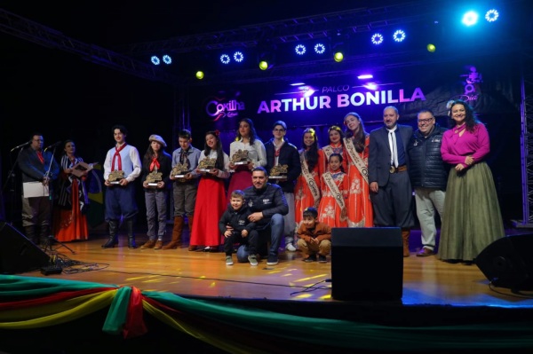 COXILHA PIÁ LOCAL> Casa de Cultura Lotada e 04 músicas escolhidas 