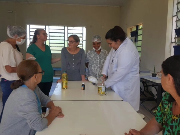 Curso Técnico em Química do Annes Dias participa do projeto Horta Produtiva