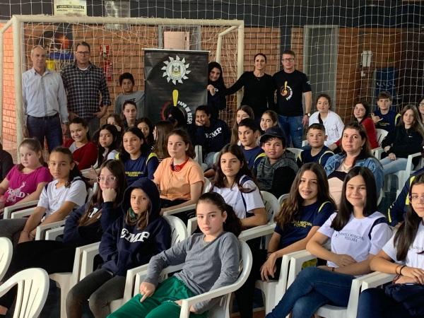 Papo de Responsa da Polícia Civil esteve em escola de Pejuçara 