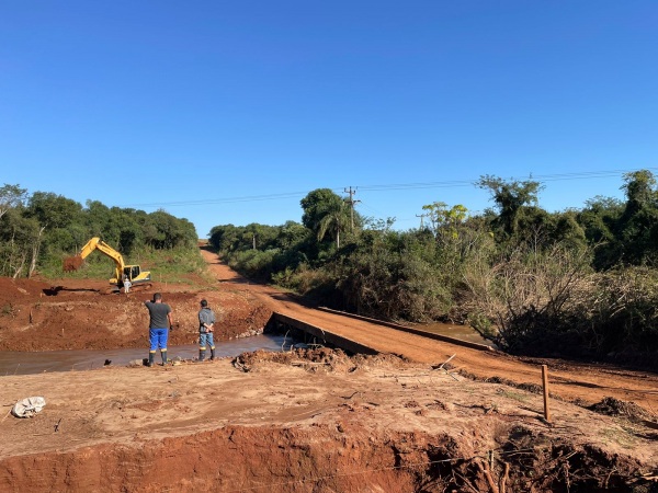 RIO CAMBARÁ> Avançam obras da Ponte entre Pejuçara e Cruz Alta 