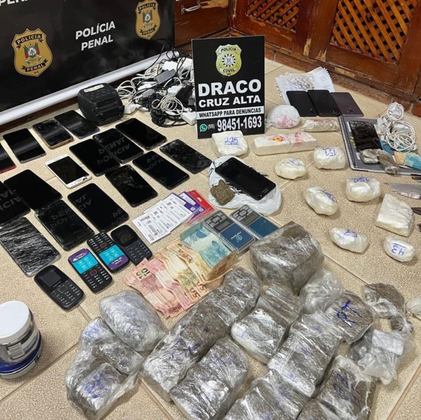 DRACO da Polícia Civil apreende drogas e celulares no Presídio de Cruz Alta