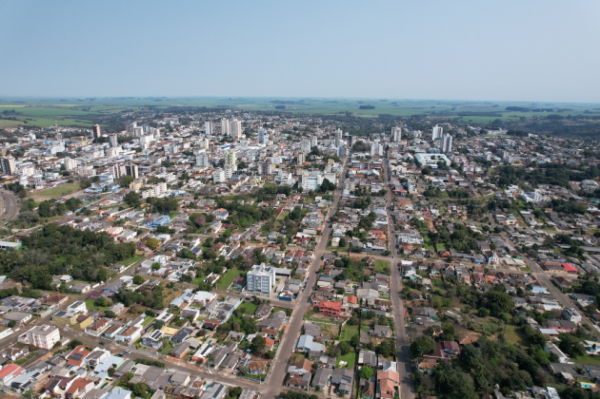 TEMPO> Cruz Alta tem sol e nuvens e chance de chuva de verão nesta terça-feira