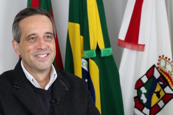 Vice-prefeito Luciano Ardenghi assume interinamente a prefeitura de Cruz Alta