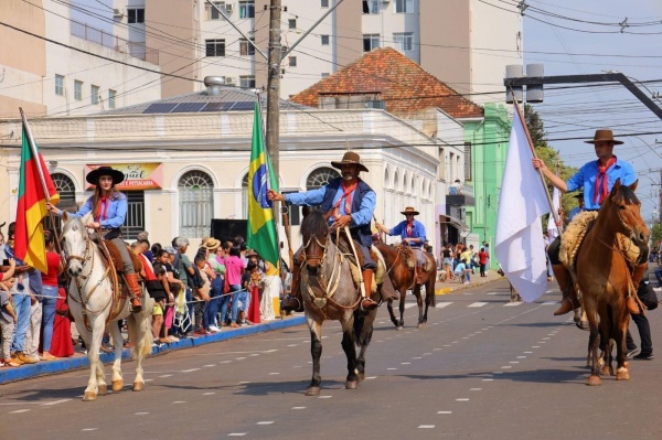 Desfile do 20 de Setembro em Cruz Alta começa às 10h na avenida General Osório