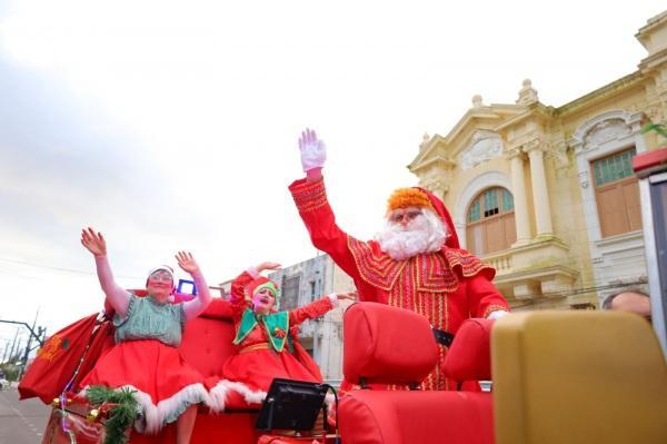Um Encanto de Natal: nesta quinta-feira tem o último desfile de Natal