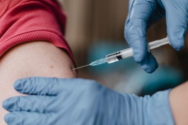 ESFs Vila Rocha, Bonini e Santa Tereza tem vacinação itinerante nesta quarta