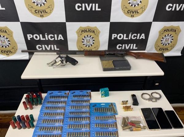 Polícia Civil prende três por porte ilegal de armas de fogo em Salto do Jacuí
