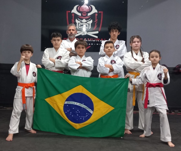 NA ARGENTINA> Atletas do Dojo Samurai de Cruz Alta Rumo ao Mundial de Karatê