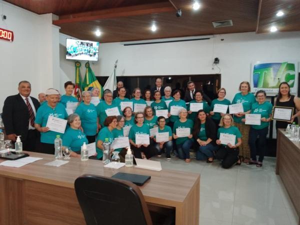 Vereador Amauri Rodrigues presta homenagem ao Grupo  Maturidade ativa do Sesc