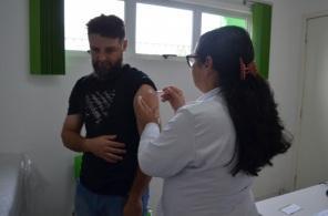 Vacinação contra a gripe segue em Cruz Alta essa semana enquanto houver doses