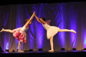 Núcleo Municipal de Dança encerra atividades de 2023 com grande espetáculo