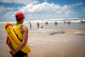 Operação Verão Total registra 225 salvamentos e 121,6 mil ações de prevenção