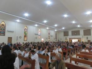 Católicos Cruz-Altenses celebraram o dia de Corpus Christi com procissão