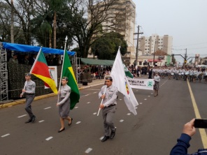 DESFILE> Cruz-altenses prestigiaram o 7 de Setembro na manhã do feriado