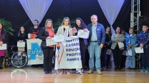 4º Concurso de Redação: vencedoras são das escolas Carlos Gomes e Annes Dias
