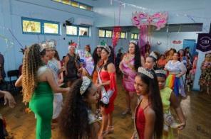 Tarde da sexta foi de Carnaval no Centro de Convivência do Idoso em Cruz Alta
