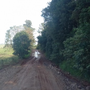 OBRAS>Secretaria trabalha pra recuperar as estradas do interior de Cruz Alta