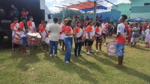 Festa de Natal do CRAS Um lugar ao sol encanta as crianças na tarde do sábado