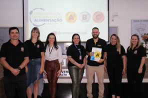 Restaurante Popular e Padaria Central recebem Selos de Qualidade Sanitária