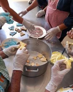 Produção de Natal na Cozinha Produtiva